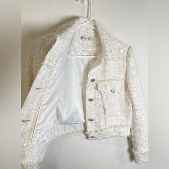 Alice + Olivia Chloe Tweed Cropped Blazer Jacket Size S Cream White Boucle - Picture 3 of 10